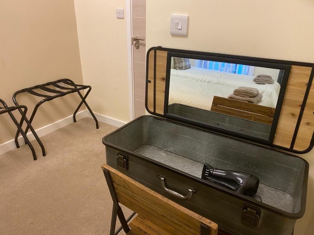 ניומרקט Top Tip Rooms Newmarket מראה חיצוני תמונה